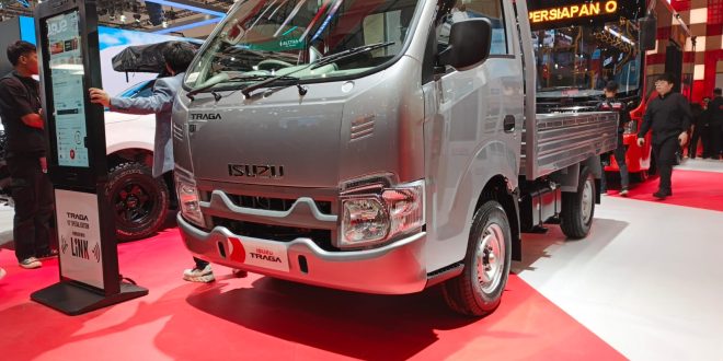 Isuzu Tampilkan Mu-X 4WD Terbaru dan Traga Special Edition di GIIAS 2025